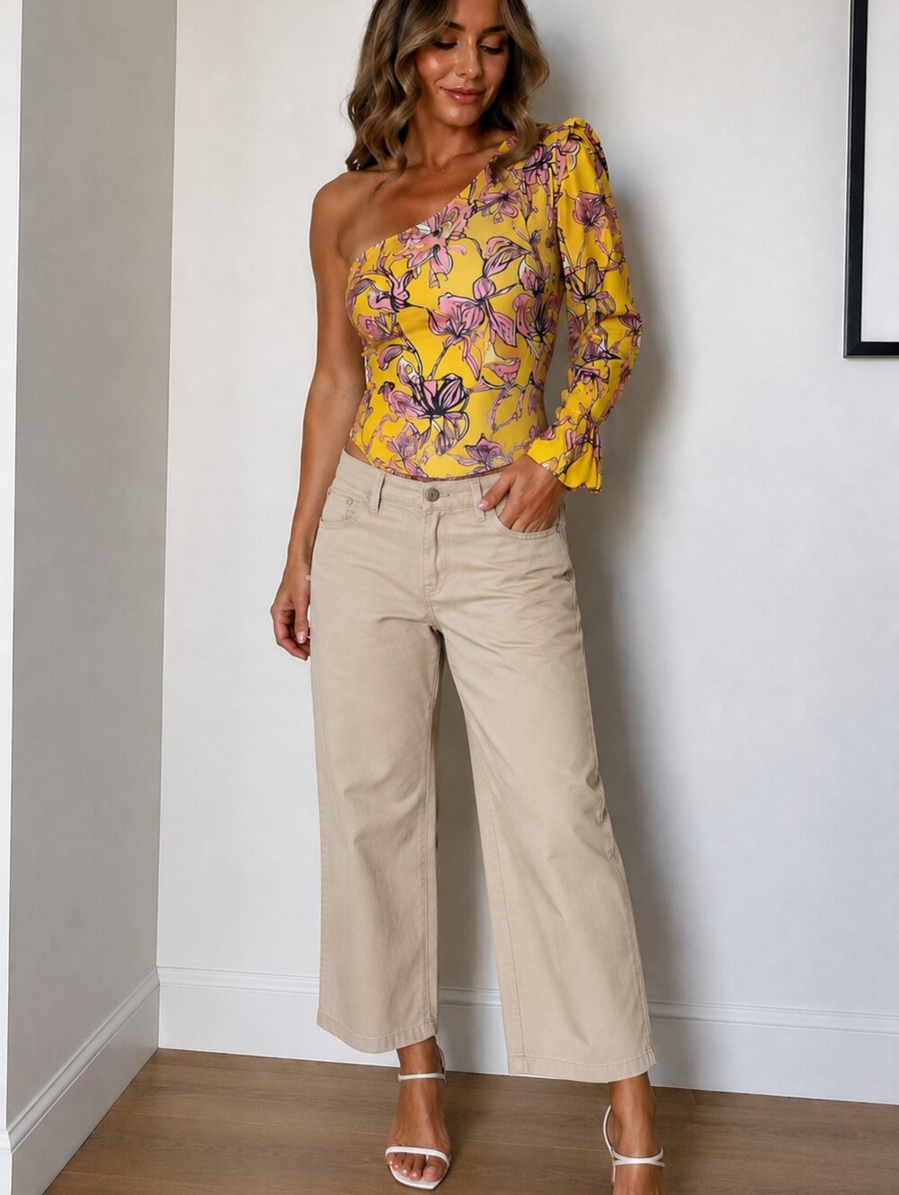 “MOVING SALE ✨ 3 PIECE FASHION BUNDLES $18”sizes And Detail (Pictures)